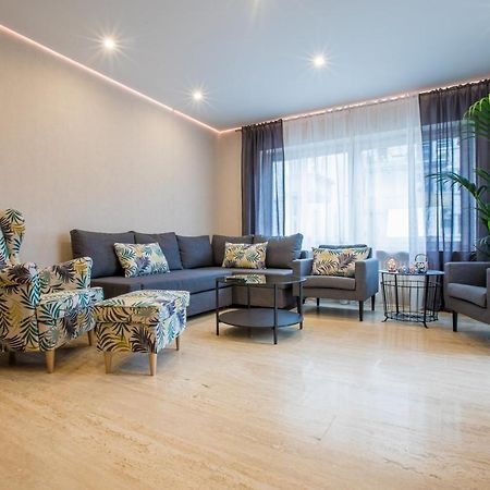 Modernes Apartment In Zentrumsnaehe Mit Eigenem Stellplatz Baden-Baden Exterior foto